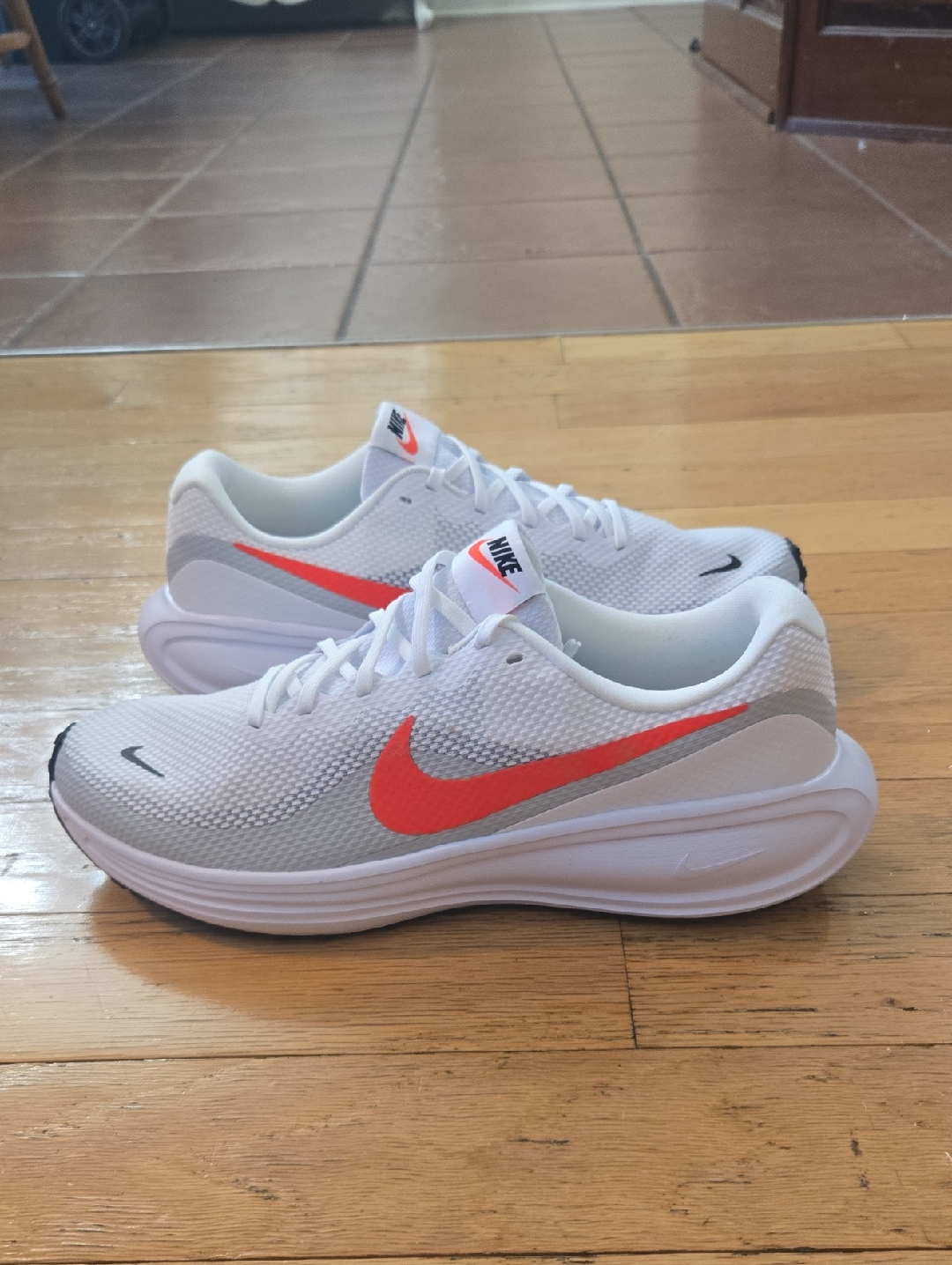 Nike Revolution 8 Running Shoe Mens Size 115